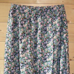 Appleseeds S/M Floral Skirt